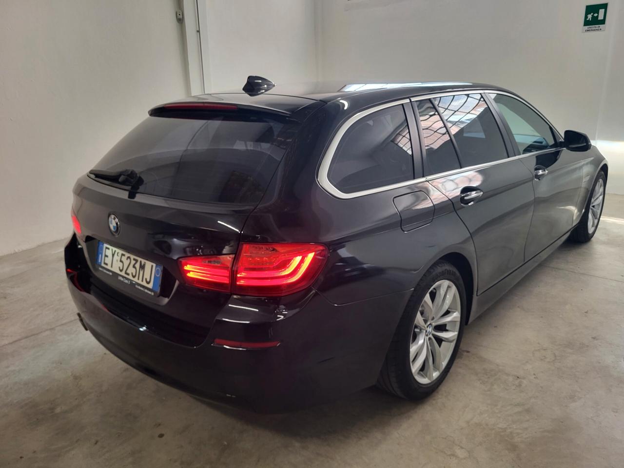 Bmw 520D 190 CV TUTTI I TAGLIANDI BMW!!! PREZZO REALE!!GARANZIA 12 MESI!!