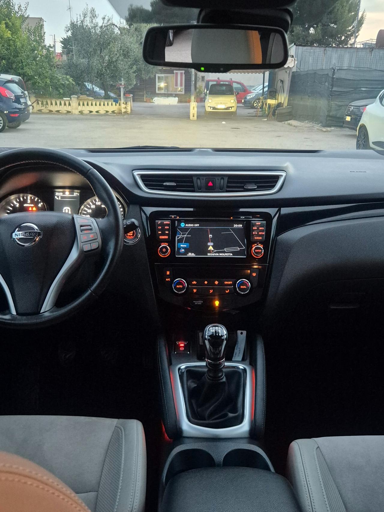 Nissan Qashqai 1.6 dCi 2WD Acenta Premium
