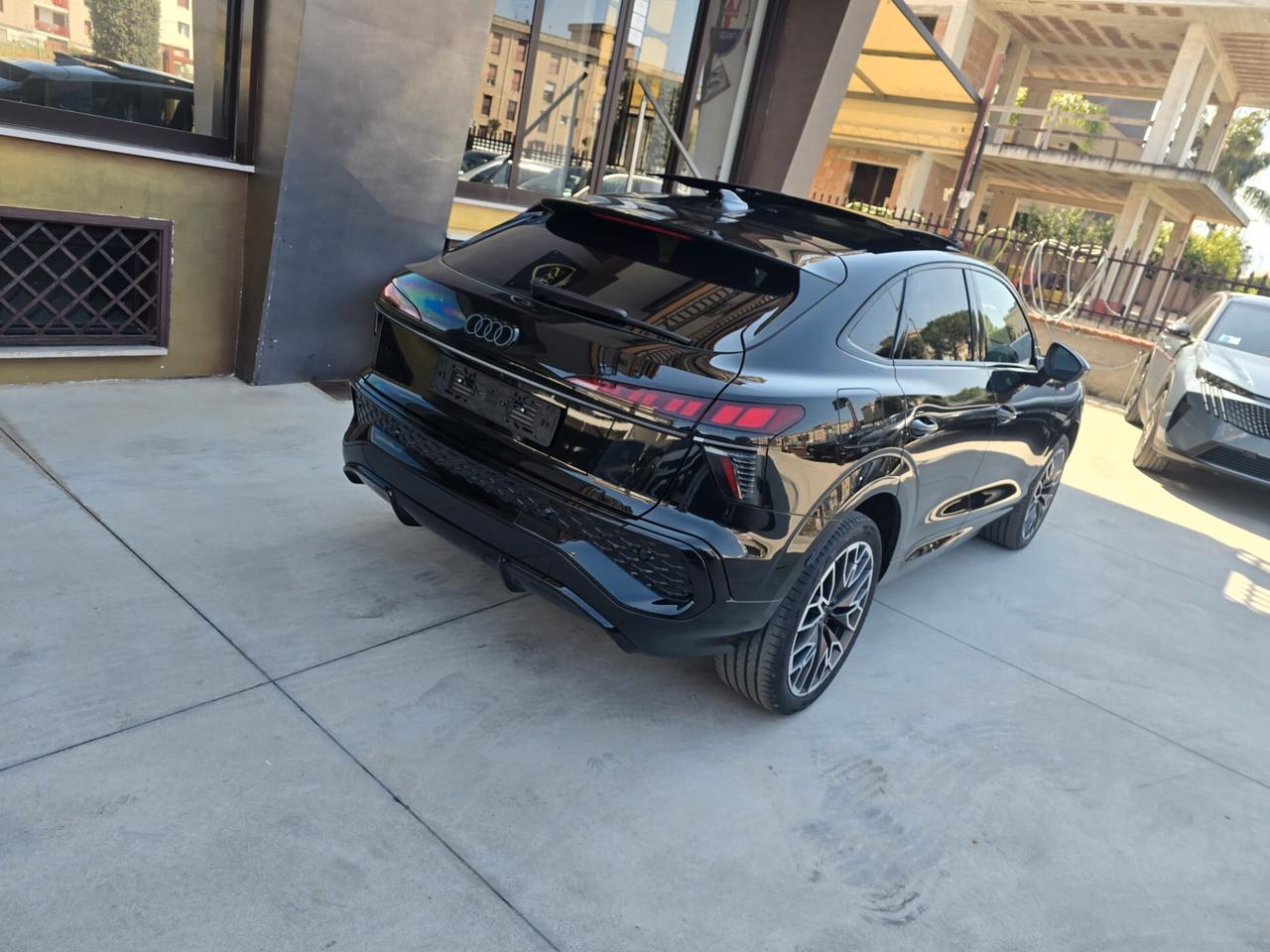 Audi Q3 SPB TDI 110 kW S tronic Line edition