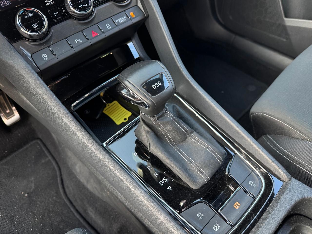SKODA KAROK 1.5cc 150CV DSG BENZINA IVA ESPOSTA