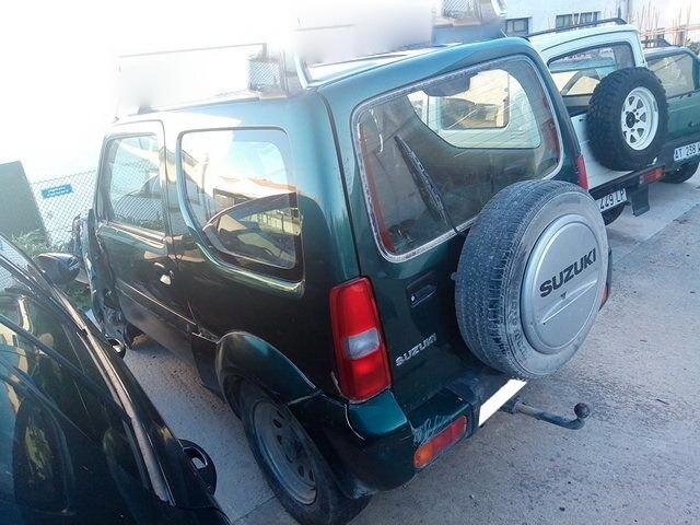 Suzuki Jimny 1.5 DDiS 86CV 4x4 JLX Autocarro