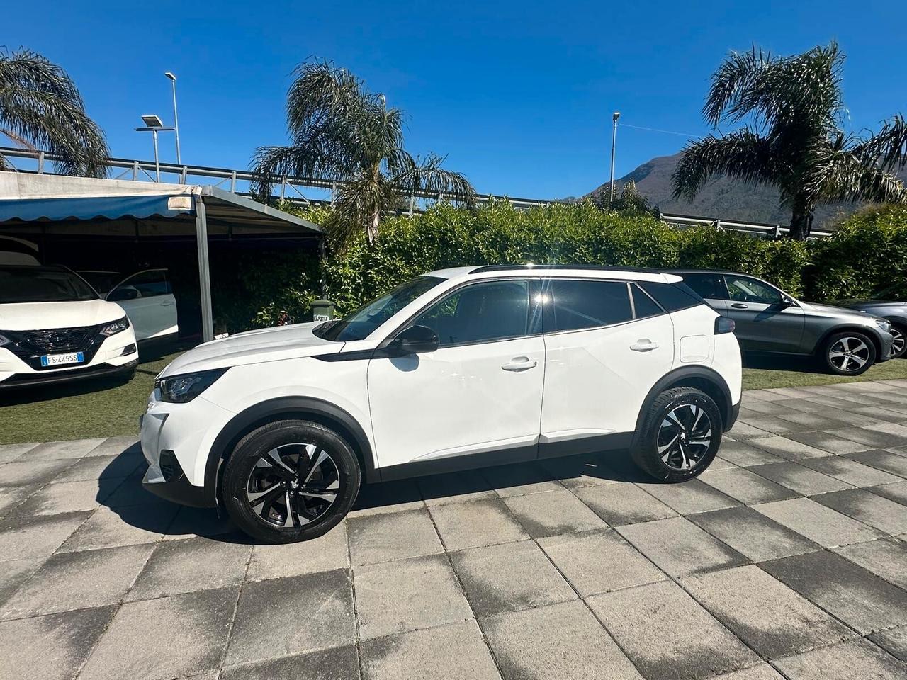 Peugeot 2008 BlueHDi 1.5HDI 130CV ALLURE -AUTOMATICA-SCHERMO COCKPIT 2022