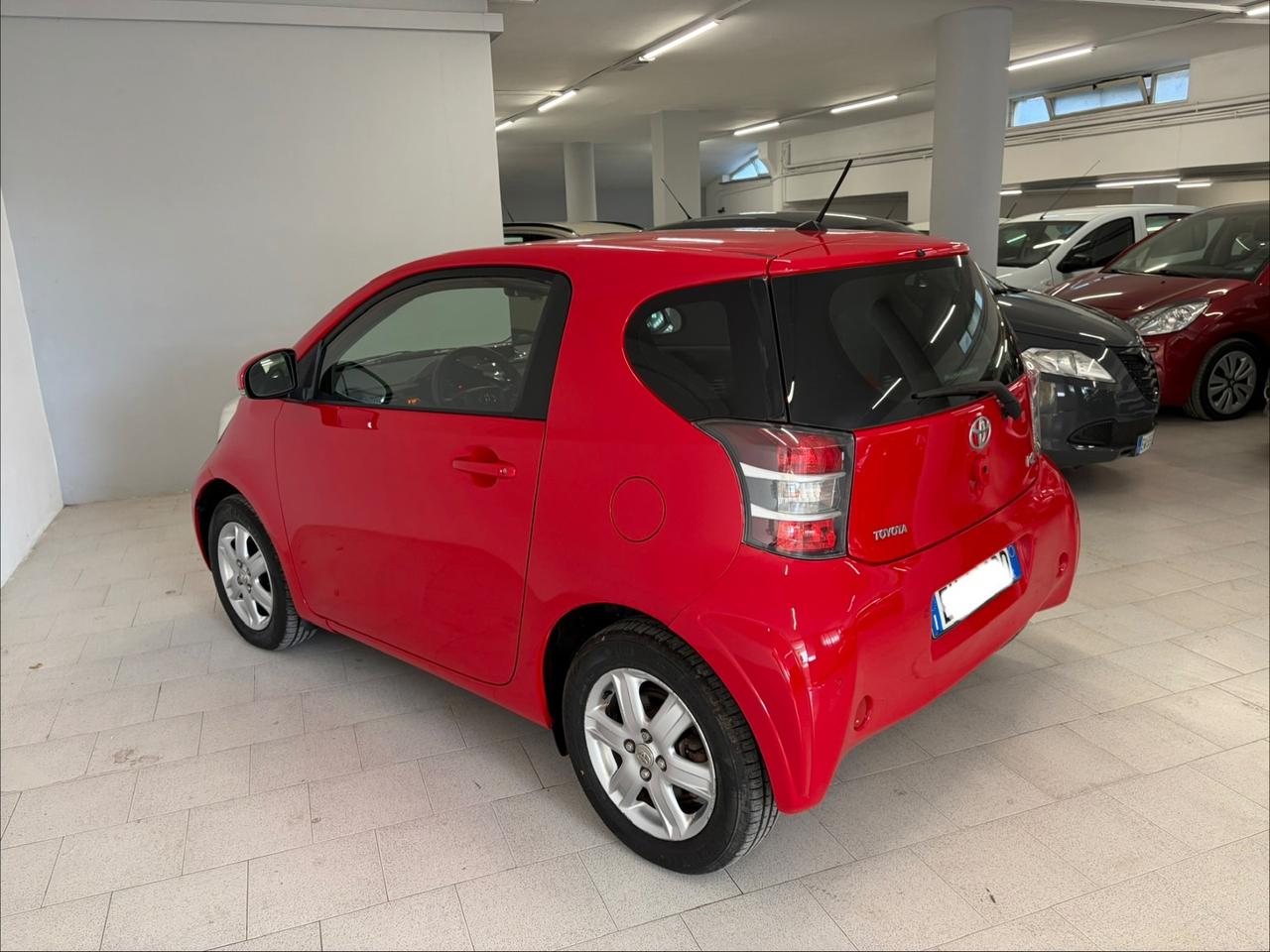 Toyota iQ Cvt automatica Perfetta !