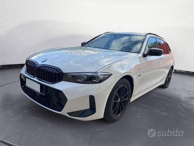 BMW Serie 3 330 e xDrive Touring Msport