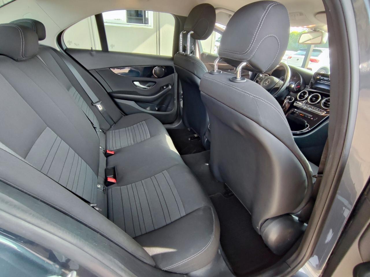 Mercedes-benz C 180 d Auto Premium