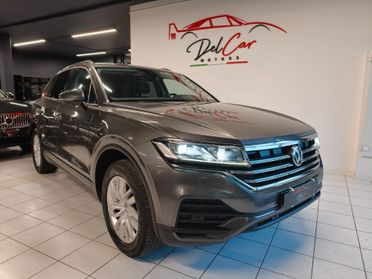 Volkswagen Touareg 3.0 V6 TDI Black Style Gancio Traino Iva