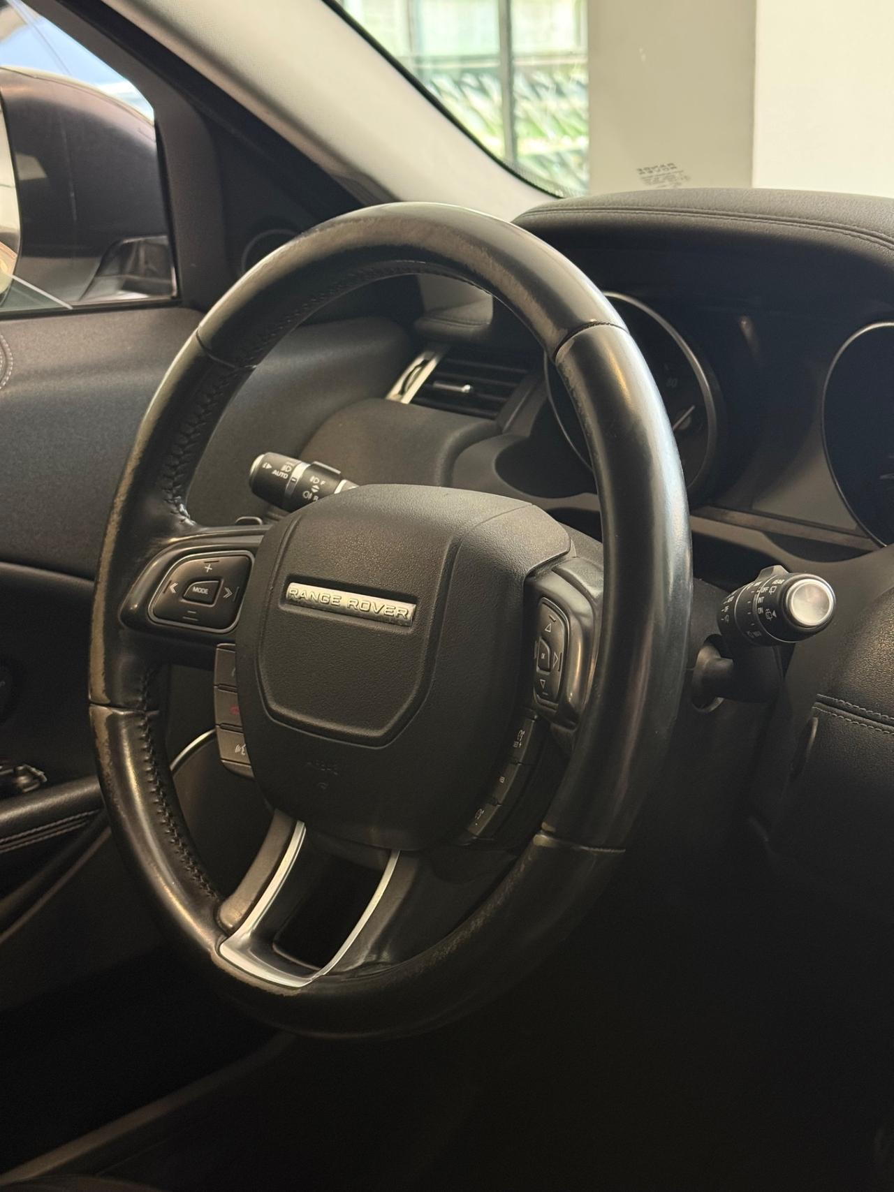 Land Rover Range Evoque 2.0 TD4 150 CV 5p. SE Dynamic