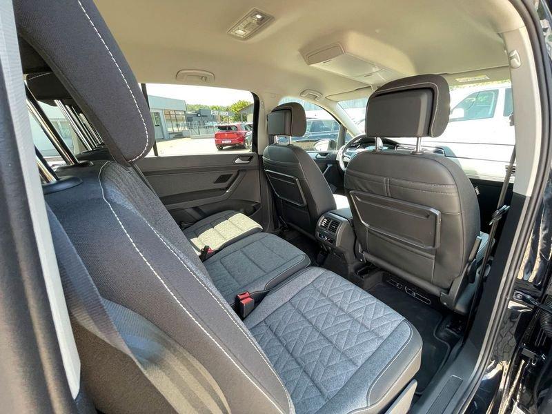 Volkswagen Touran 1.5 TSI ACT DSG MOVE Camera ACC Navi Cockpit 16"