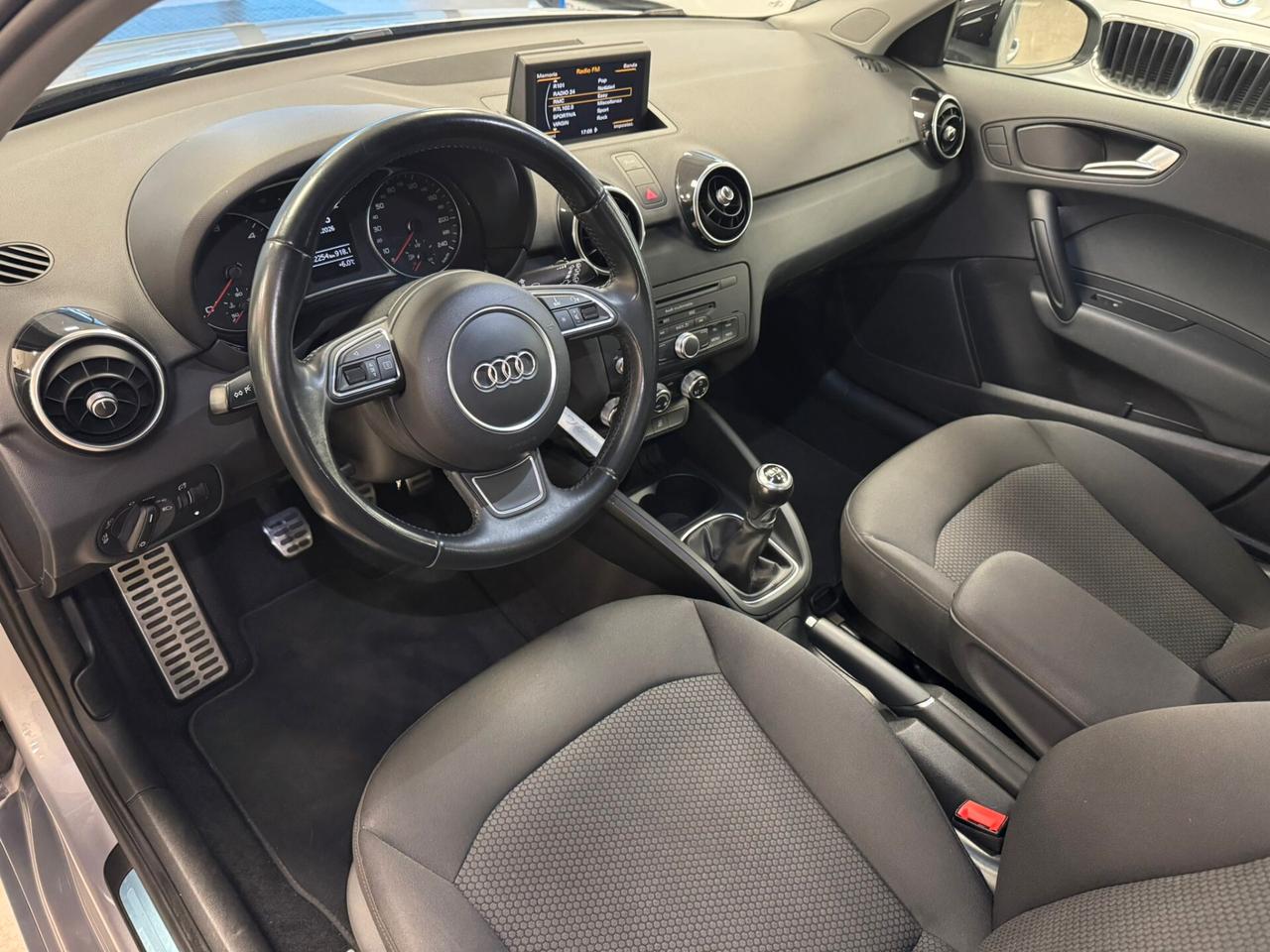 Audi A1 SPB 1.6 TDI S line edition plus