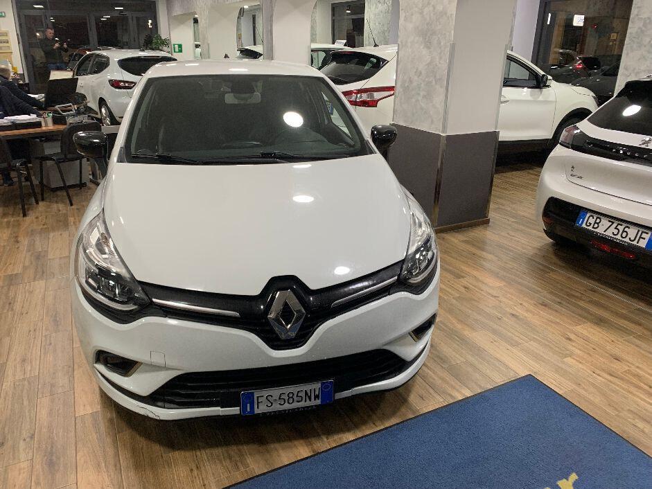 Renault Clio dCi 8V 75 CV 5 porte Duel