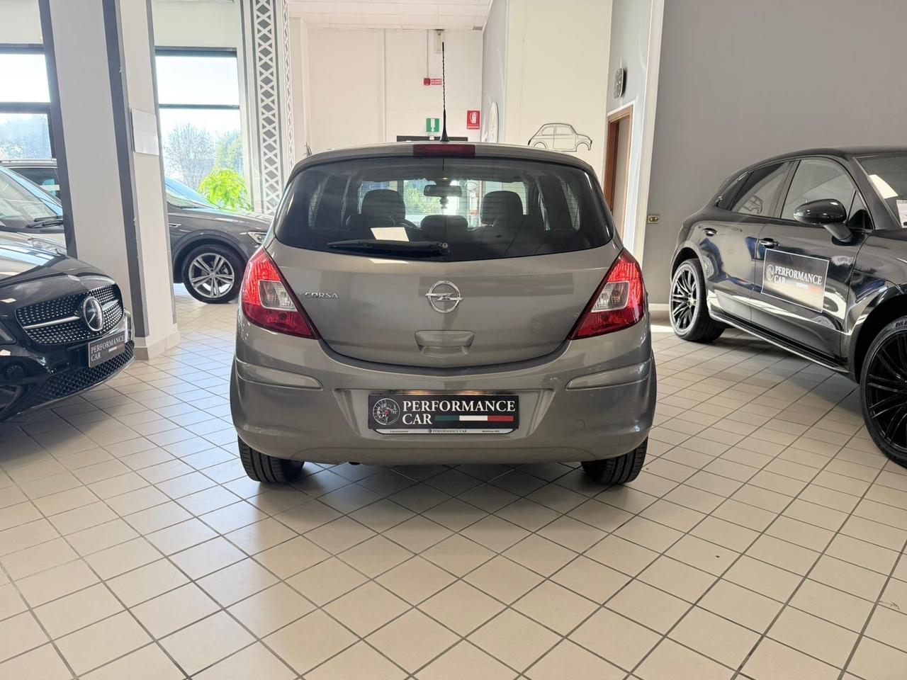 Opel Corsa 1.4 16V 5 porte Edition