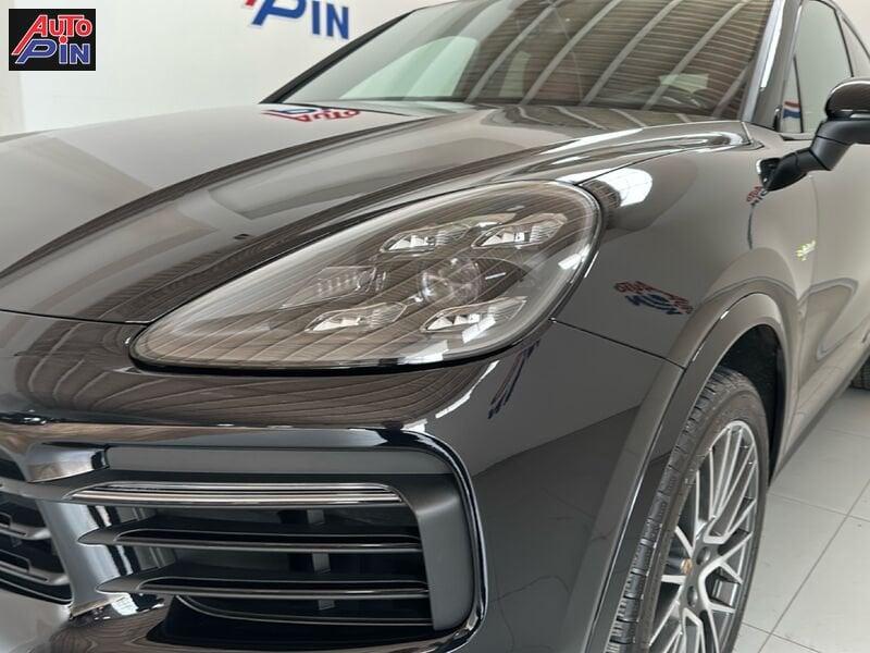 Porsche Cayenne 3.0 V6 E-HYBRID Coupè