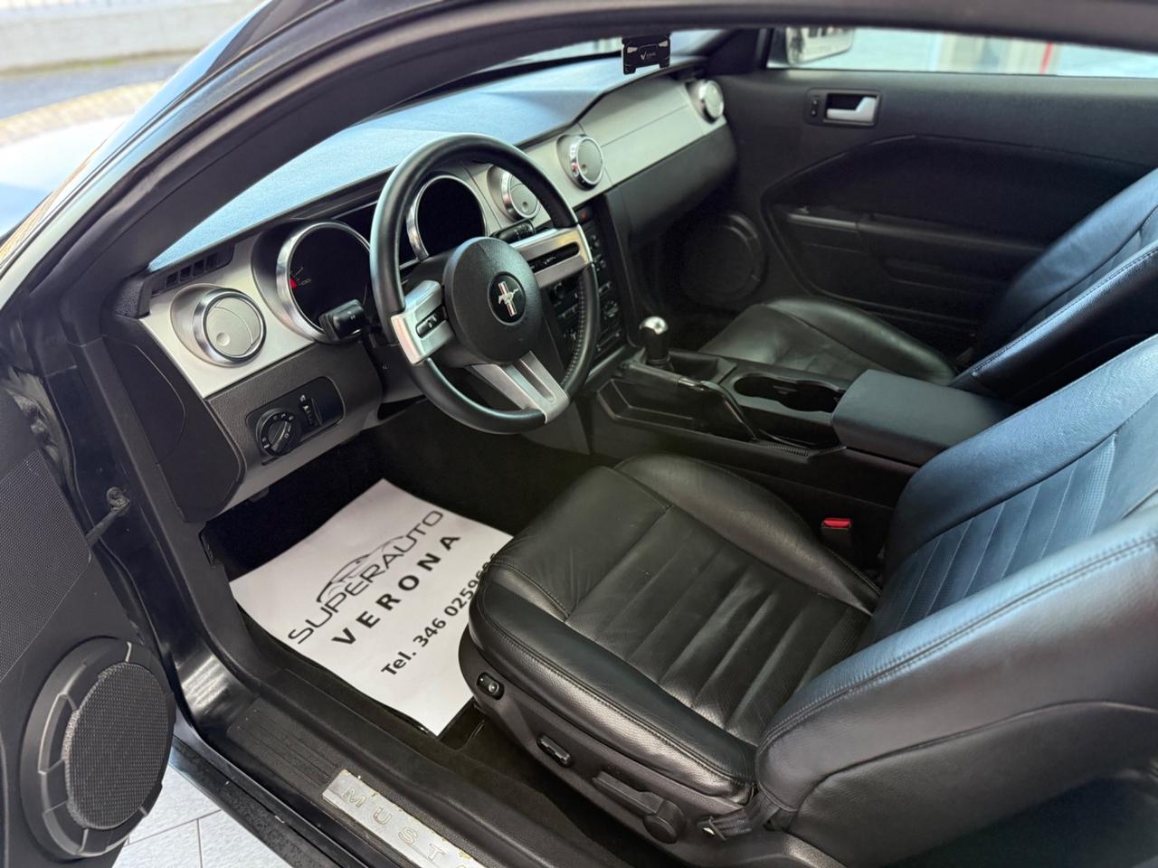 Ford Mustang 4.6 v8 asi no super bollo MANUALE