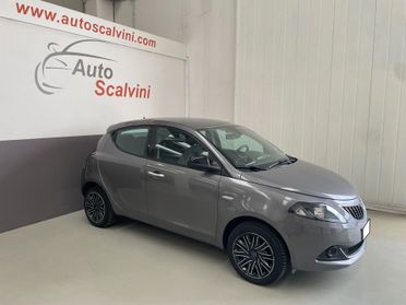 Lancia Ypsilon 1.0 FireFly 70cv 5 porte Hybrid Gold