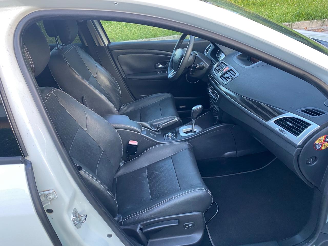 Renault Mégane Berlina 2.0 GPL cambio automatic