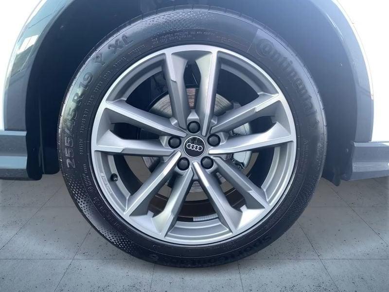 Audi Q3 Sportback 35 TFSI S tronic S Line Edition Gancio 19" Full Led