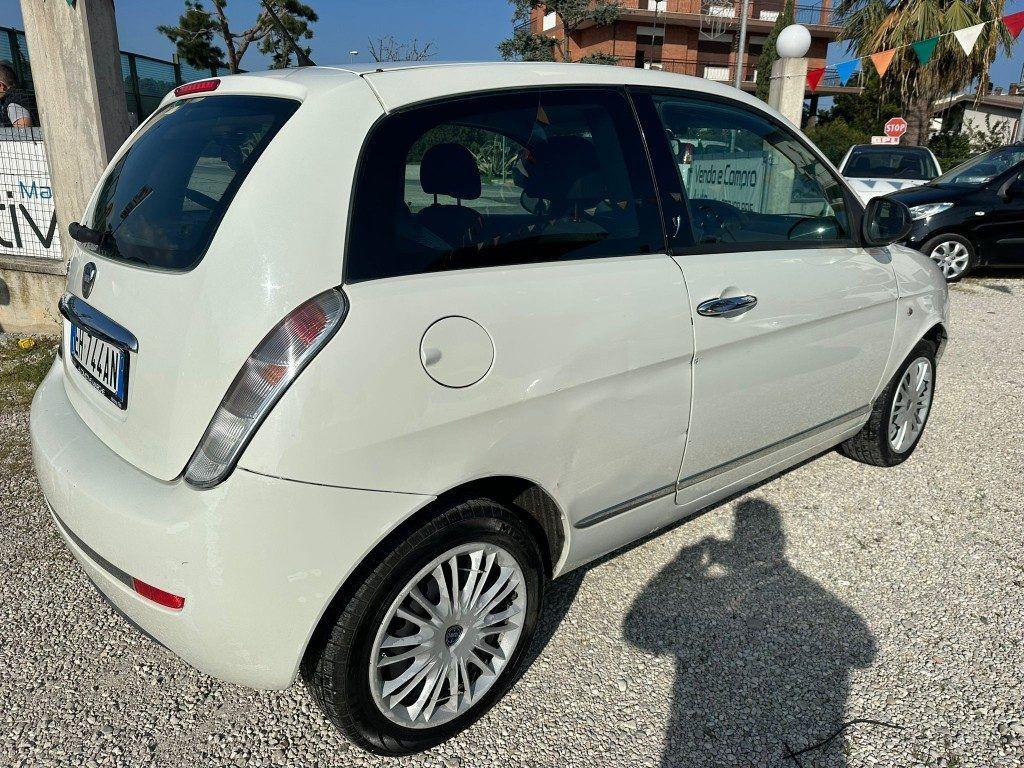 LANCIA Ypsilon 1.3 MJT 75 CV Diva