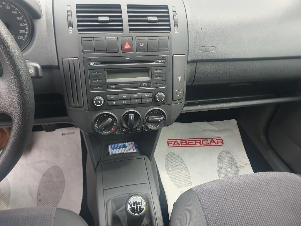 Volkswagen Polo 1.4/80CV 16V 5p. Comfortline