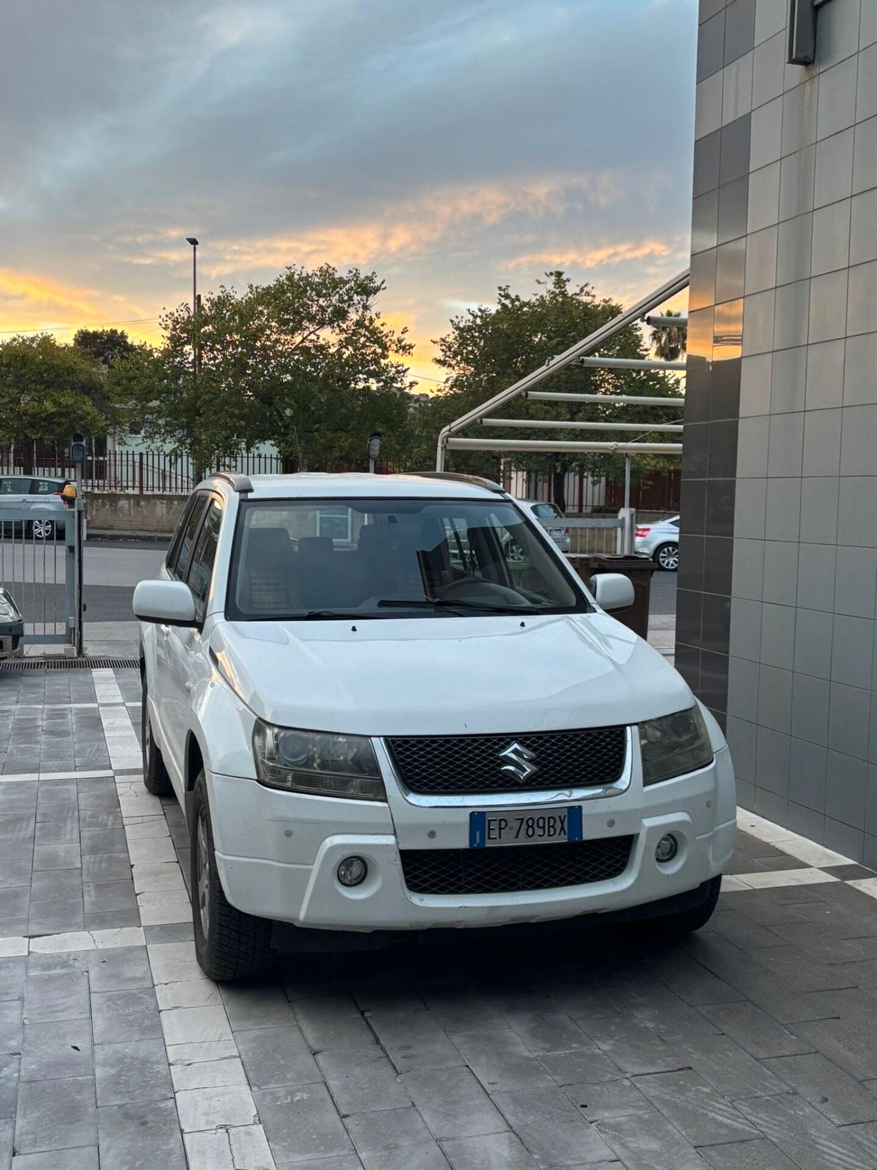 Suzuki Grand Vitara 1.9 DDiS 5 porte