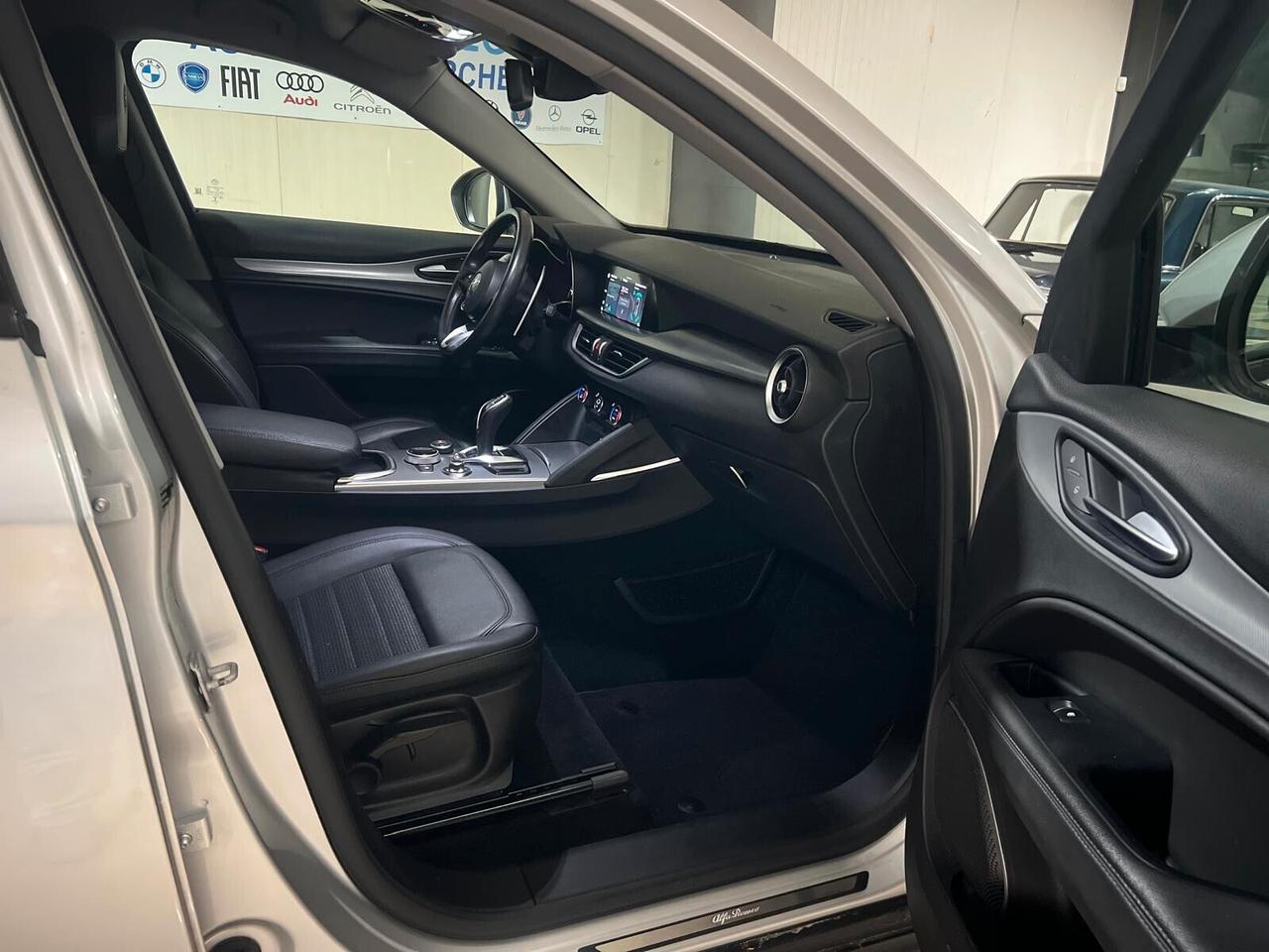Alfa Romeo Stelvio 2.2 Turbodiesel 190 CV AT8 Q4 Sprint