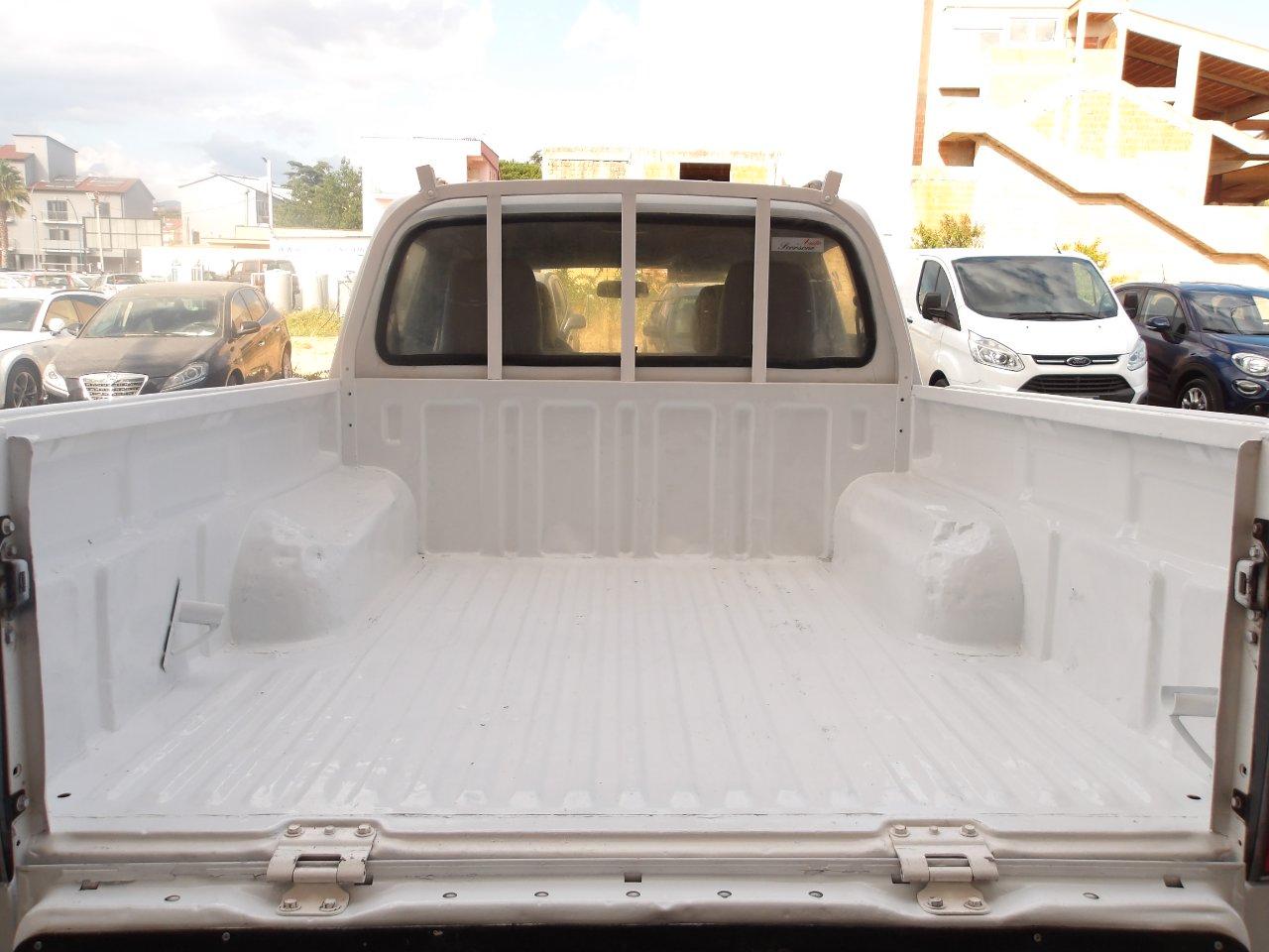 Mazda BT-50 Double Cab BT-50 2.5 td double cab Hot 143cv