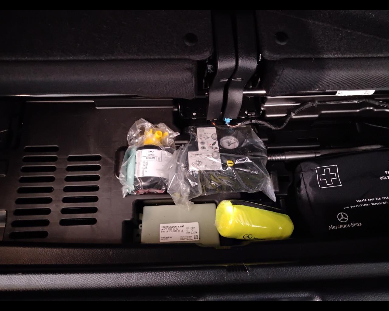 Mercedes-Benz GLB - X247 2019 - GLB 200 d Premium auto 7p.ti