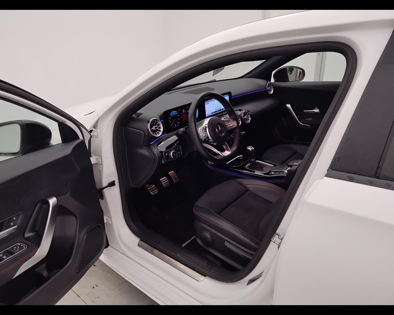 Mercedes-Benz Classe A - W177 2018 - A 180 d Premium