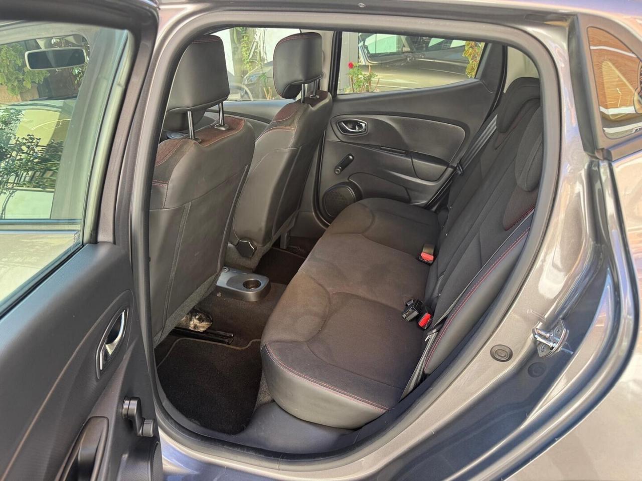 RENAULT Clio 1.5 dCi 75CV 5 porte Costume National