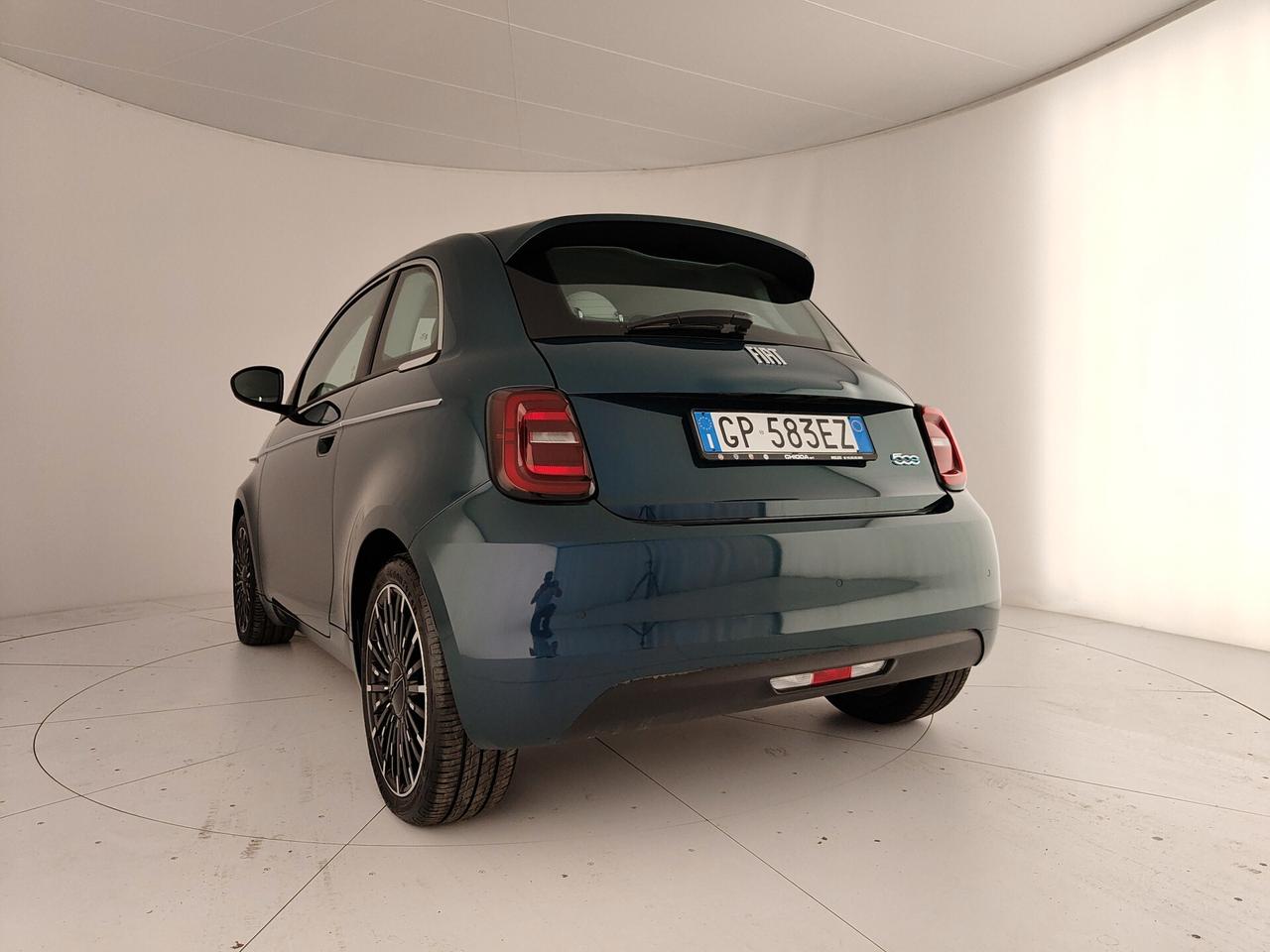 Fiat 500e 42 kWh La Prima