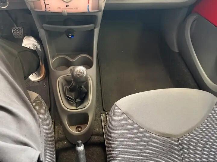 Peugeot 107 1.0 68CV 3p. Sweet Years