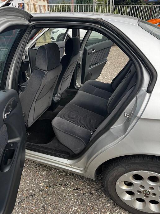 Alfa Romeo 156 2.0i 16V Twin Spark cat