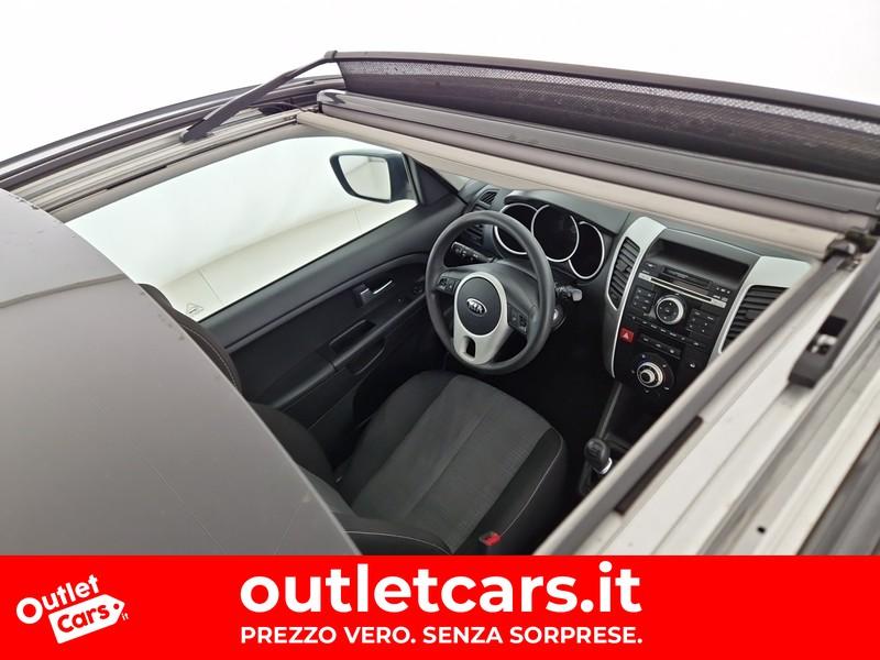 Kia Venga 1.4 crdi active c/t.panoramico s/cl,sen.par. 90cv