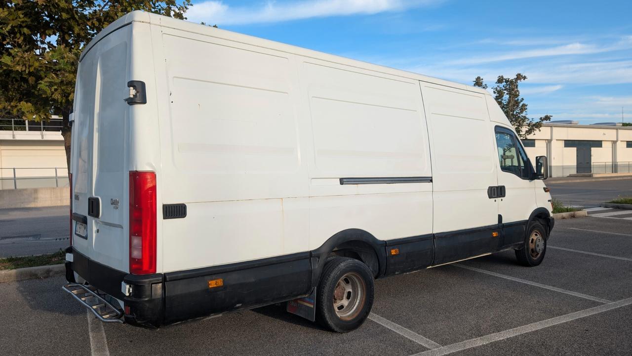 Iveco Daily 2.8 patente B