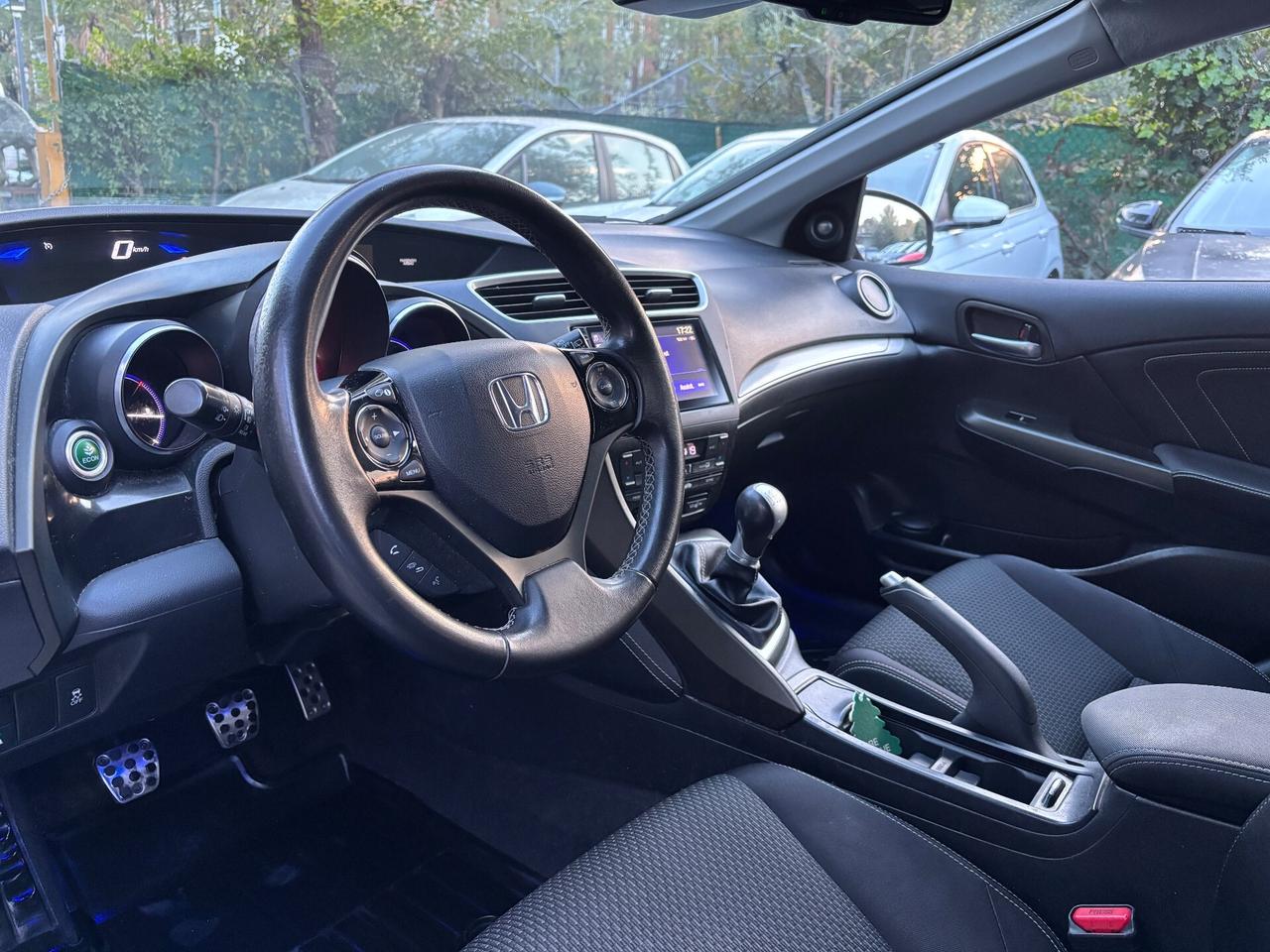 Honda Civic Tourer 1.6 i - OK Neopatentati