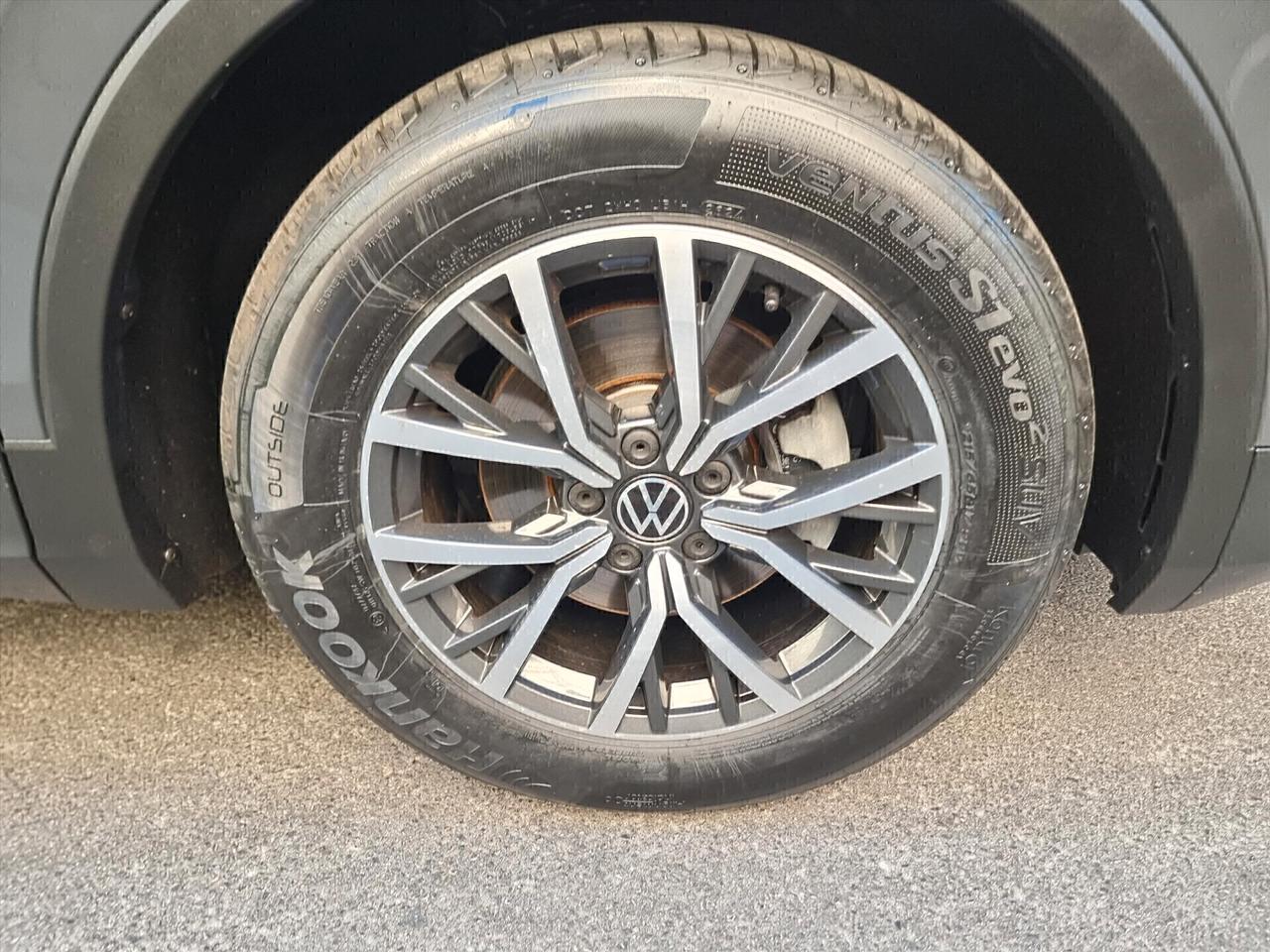 Volkswagen Tiguan 1.5 TSI Sport ACT BlueMotion Technology