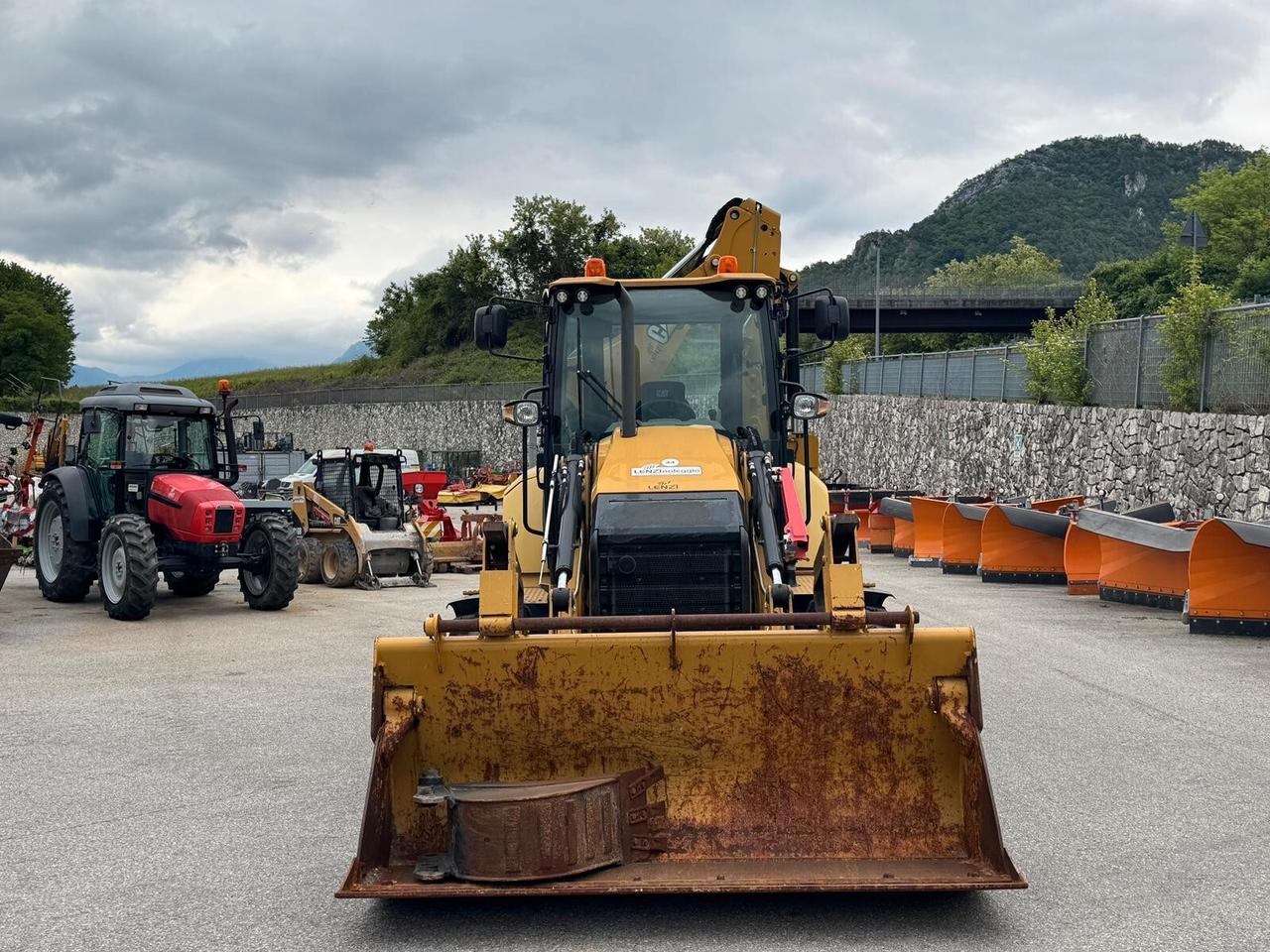 TERNA CATERPILLAR 432