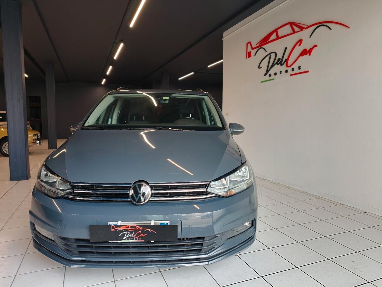 Volkswagen Touran 2.0 TDI 150 CV SCR DSG Executive BlueMotion Tech.