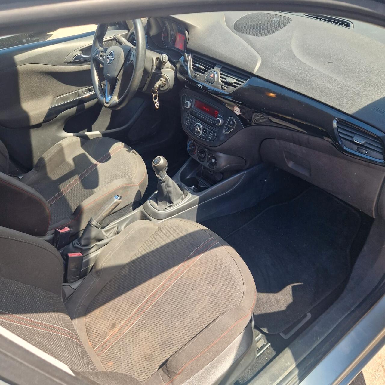 Opel Corsa 1.2 5 porte
