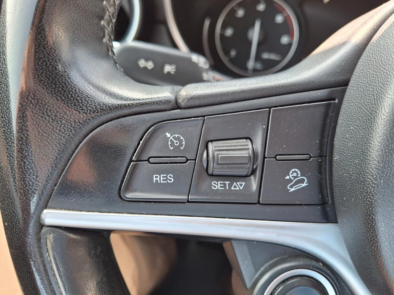 Alfa Romeo Stelvio 2.2 Turbodiesel 210 CV AT8 Q4 Executive