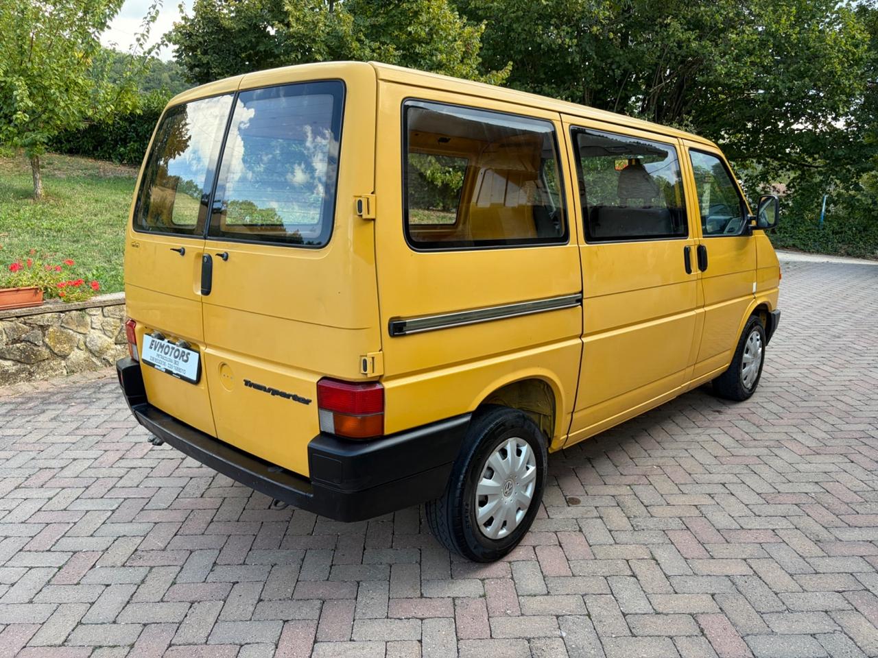 Volkswagen Transporter 2.4 D PC Furgone Vetrinato