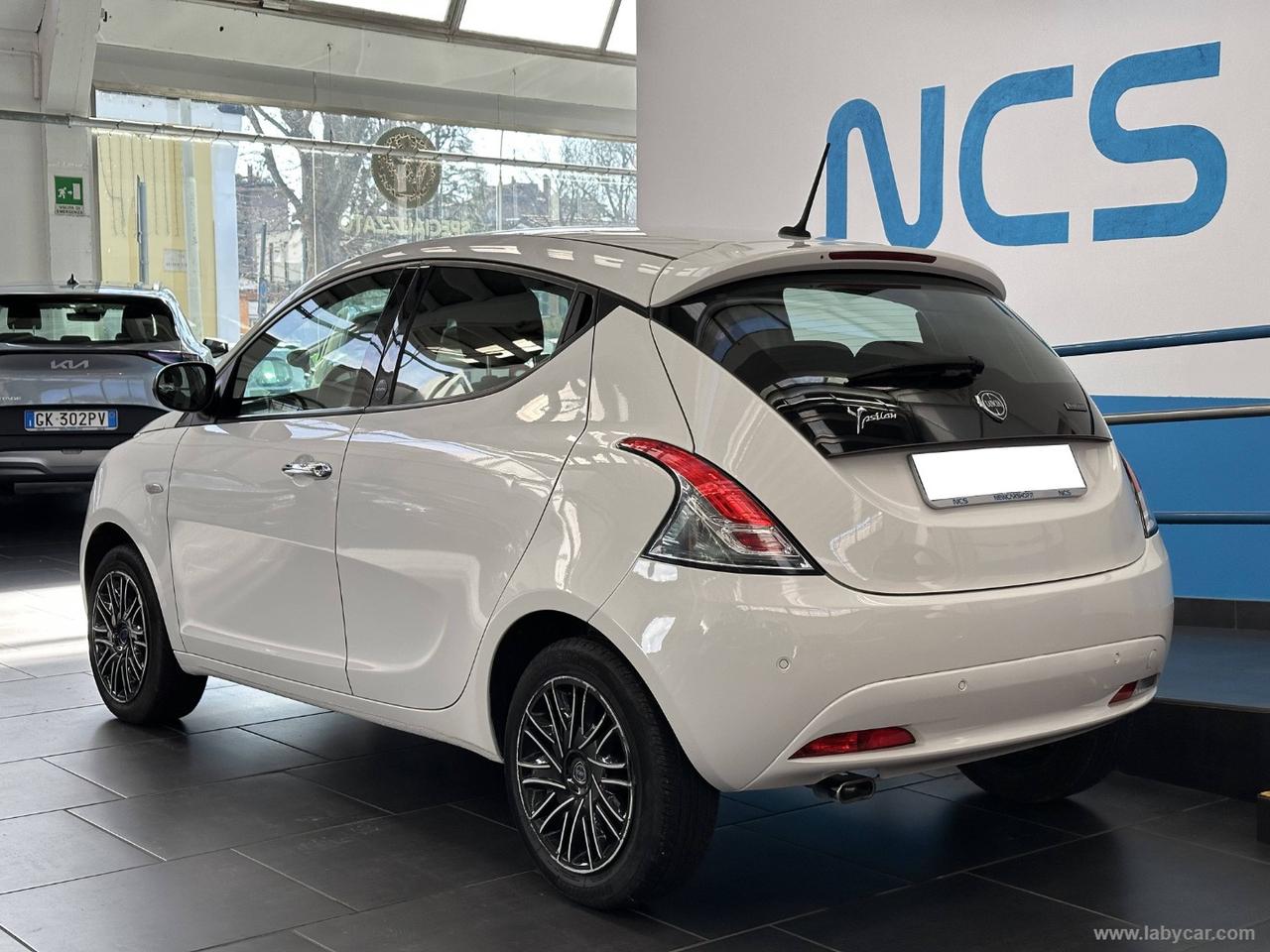 LANCIA Ypsilon 1.0 FireFly 5p.S&S Hyb. Eco Gold