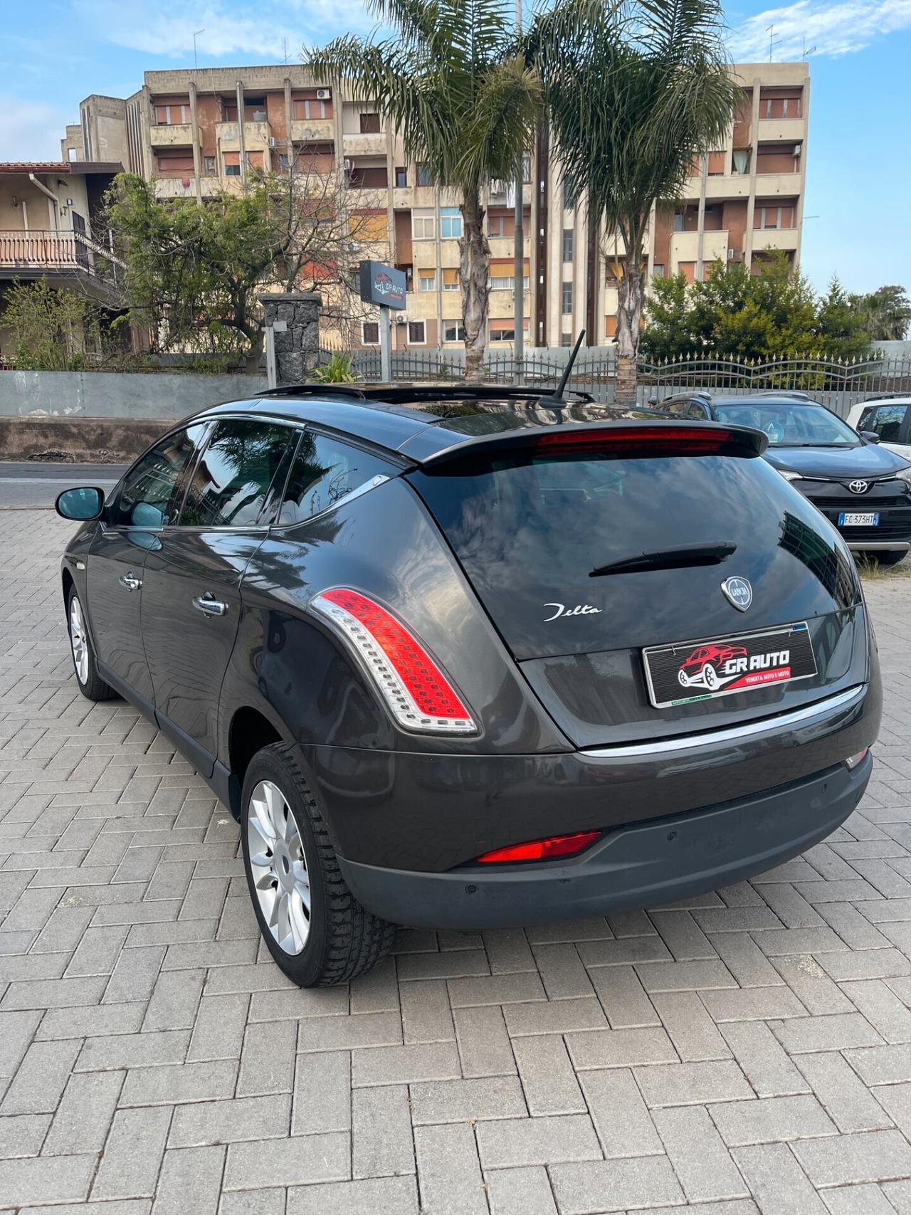 Lancia Delta 1.6 MJT DPF Platino