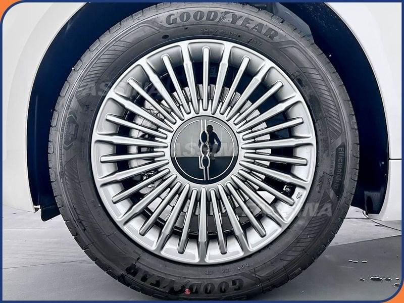 FIAT 500 500 1.0 hybrid Torino Hatchback 65cv