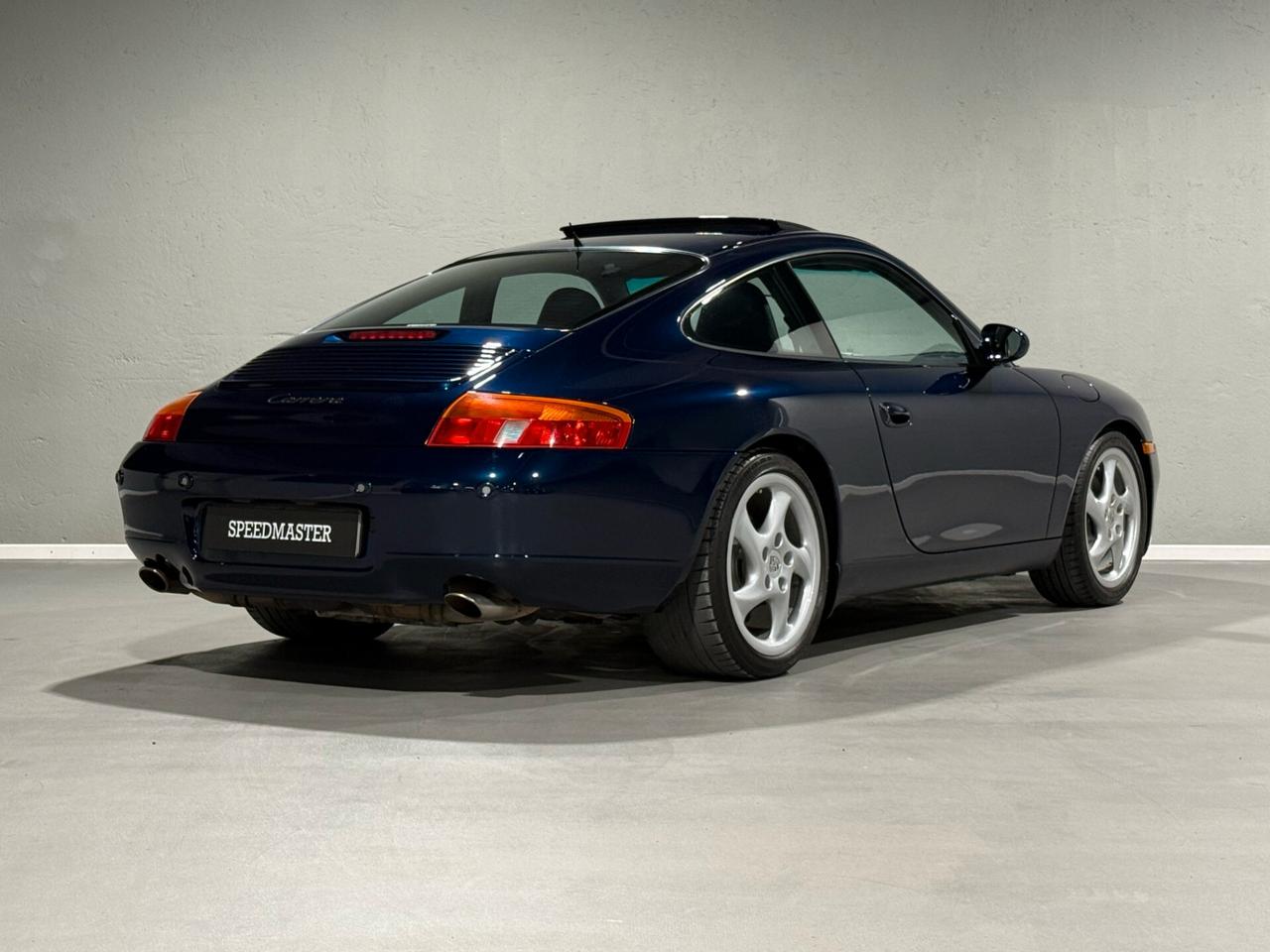 Porsche 911 Carrera cat Coupé