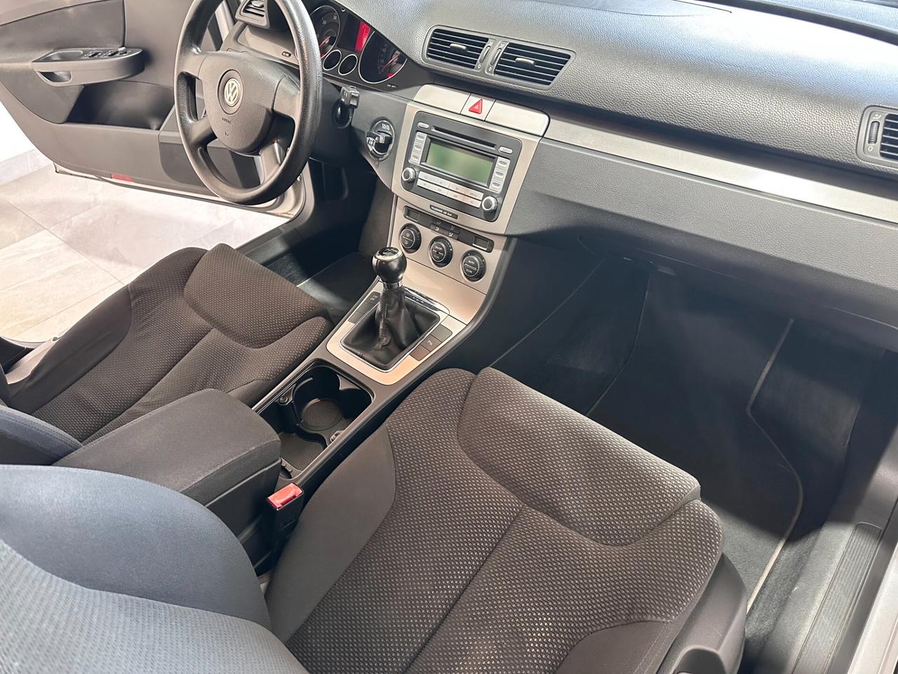 Volkswagen Passat 2.0 TDI 140cv UNICO PROP - NUOVA - DA VETRINA!!!!