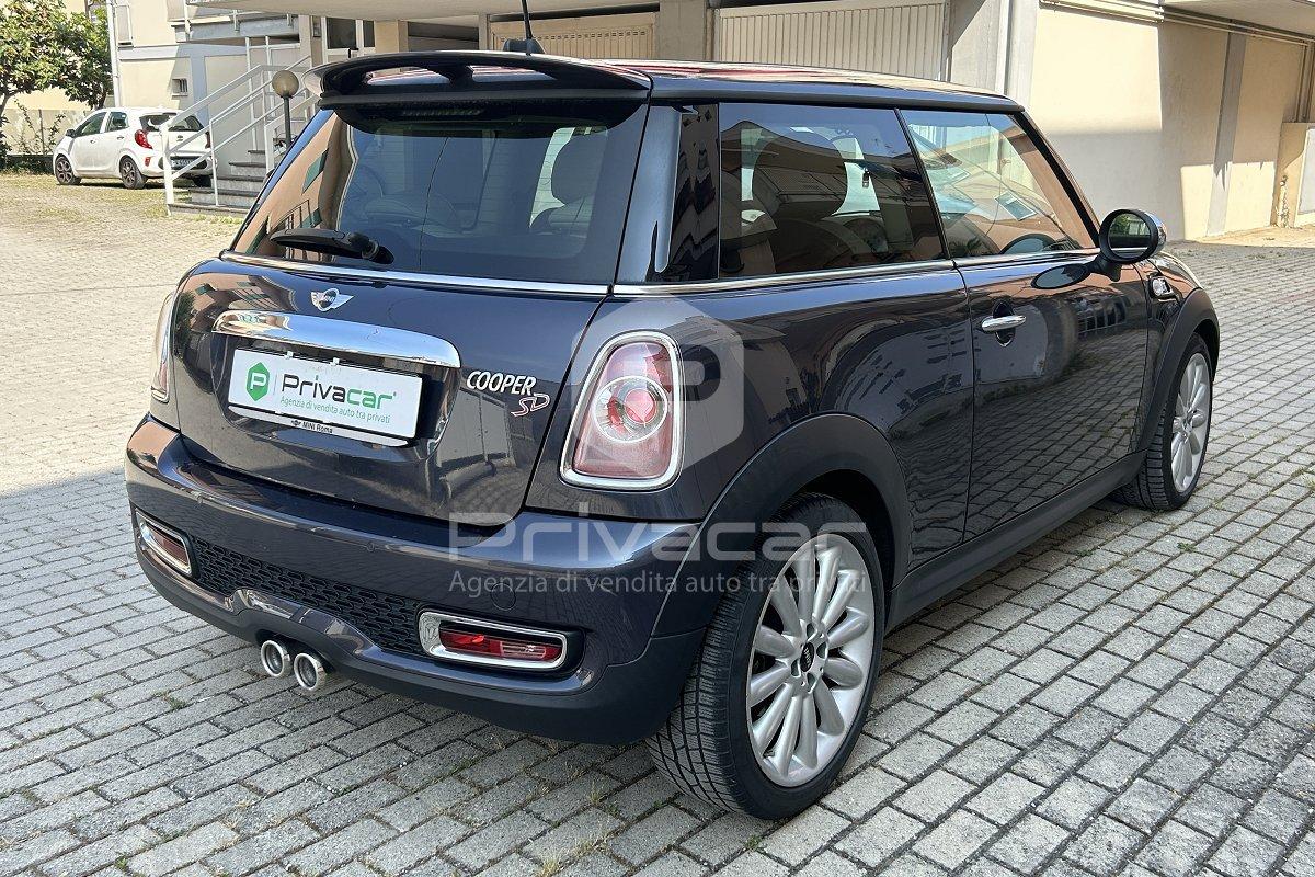 MINI Mini 2.0 16V Cooper SD