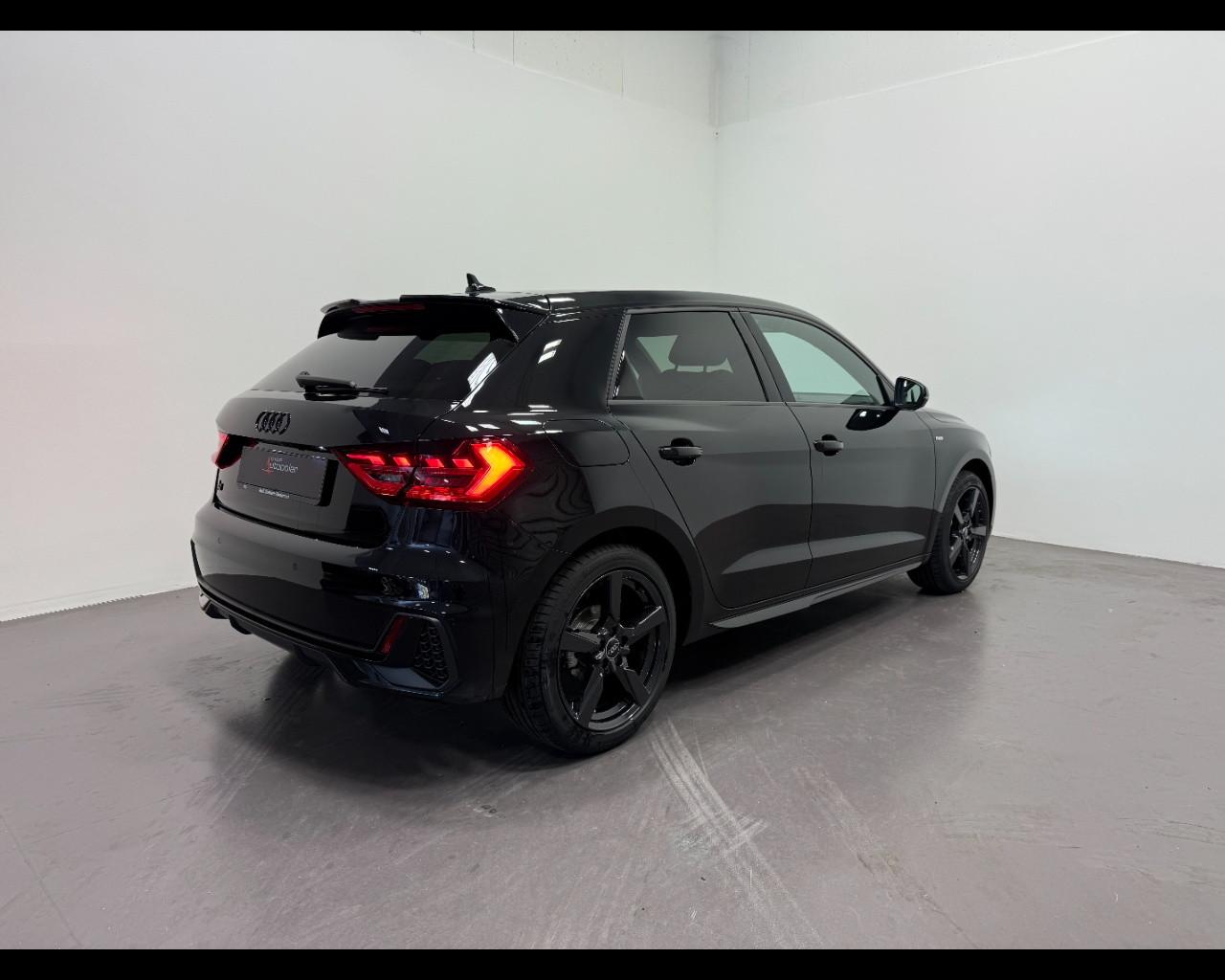 AUDI A1 SPORTBACK 30 TFSI S-TRONIC S LINE EDITION