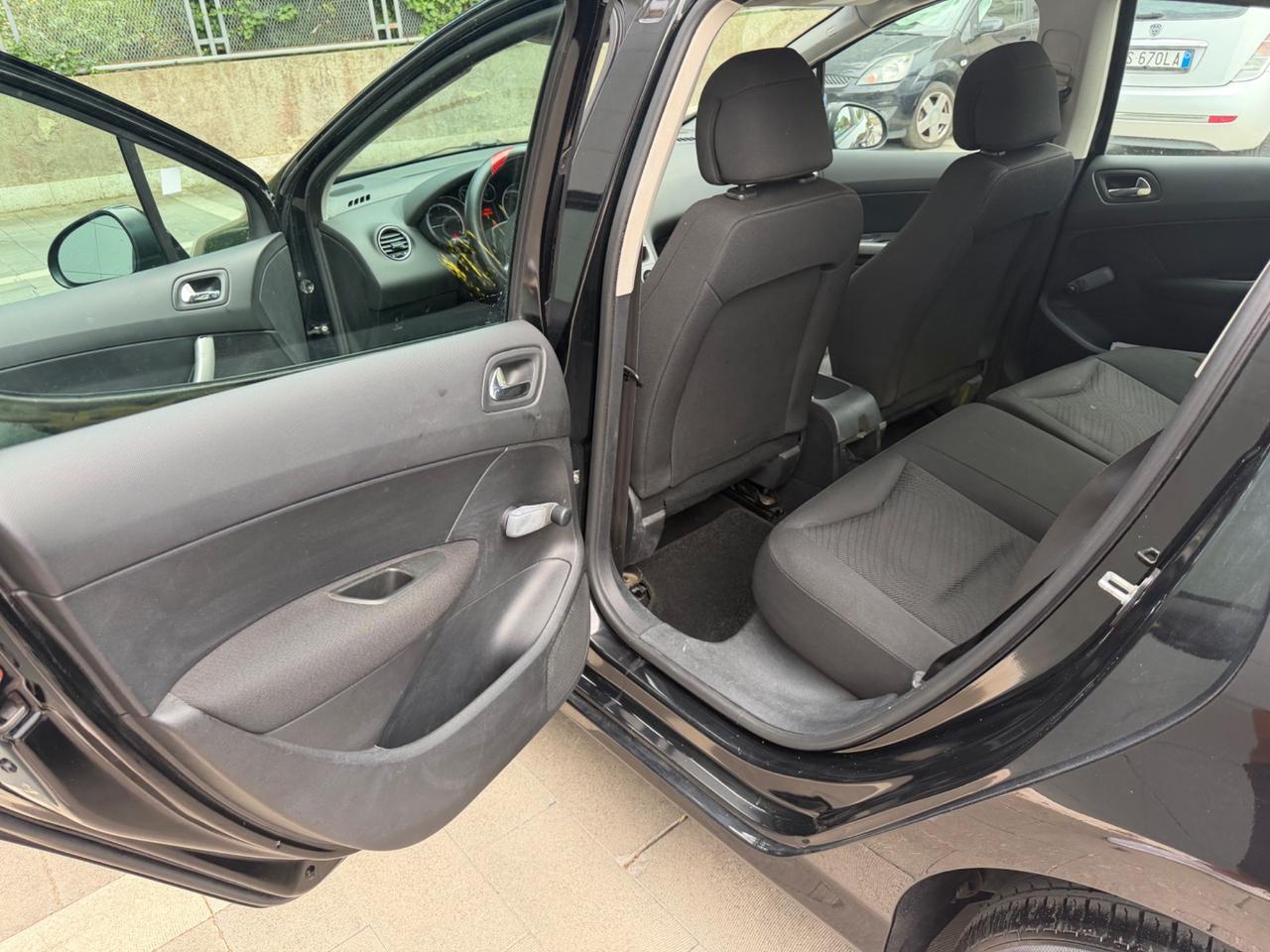 Peugeot 308 1.6 HDi 90CV 5p. Premium