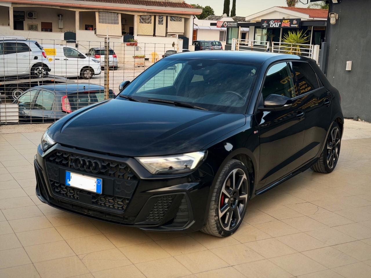 Audi A1 SPB 40 TFSI S tronic Identity Black Garanzia 12 Mesi