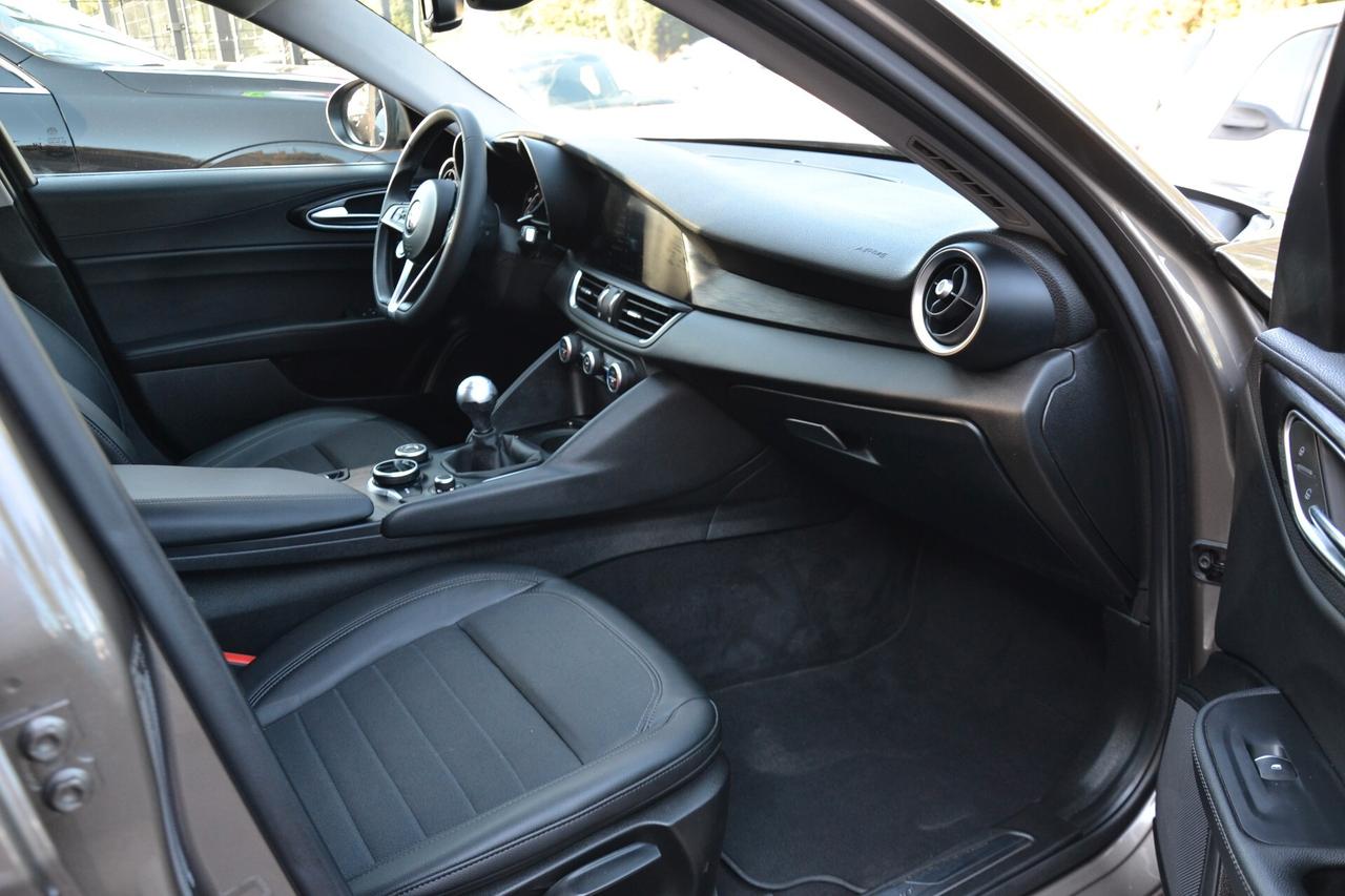 Alfa Romeo Giulia 2.2 180CV SUPER 6M ️ PREZZO SENZA VINCOLI ️• ITALIANA • UNIPRO